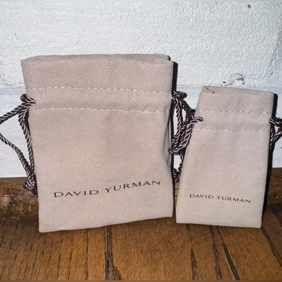 David Yurman Tan Drawstring Jewelry Pouch (2) - Picture 1 of 1